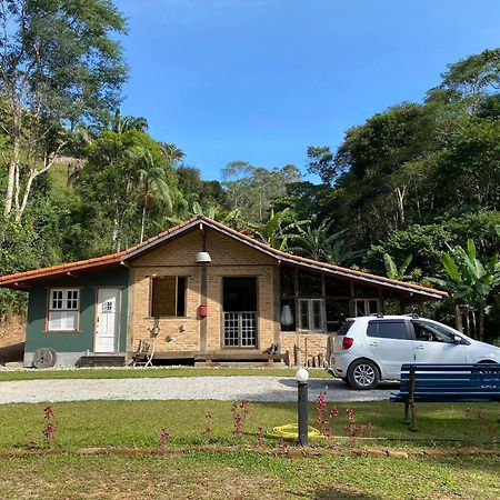 Casa Com Riacho E Jardim Particular Proximo Ao Rio Villa Nova Friburgo Exterior photo